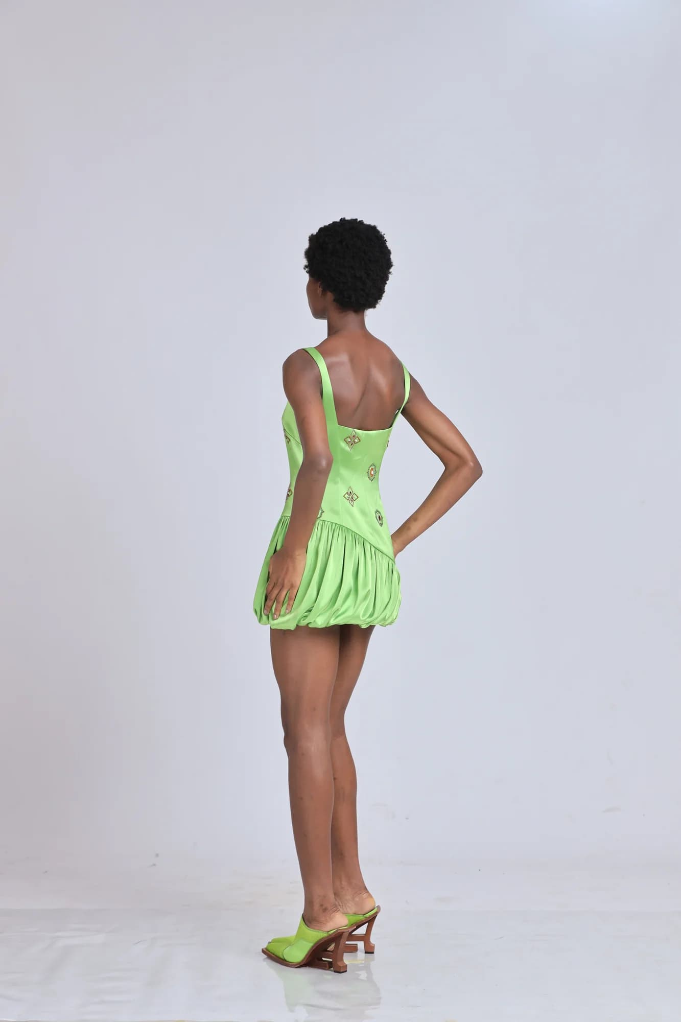 AH Look 10 thumbnail 4