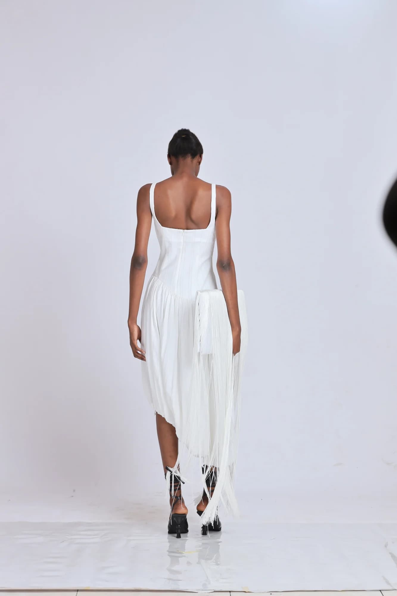 AH Look 18 thumbnail 5